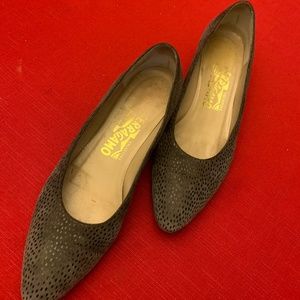 Black/Gray flats